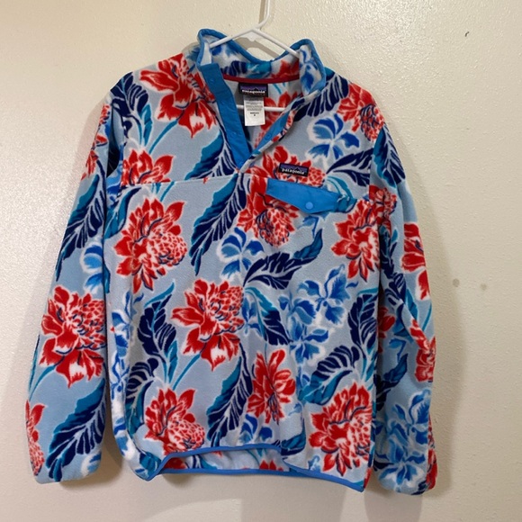 Patagonia Jackets & Blazers - Patagonia floral fleece pullover